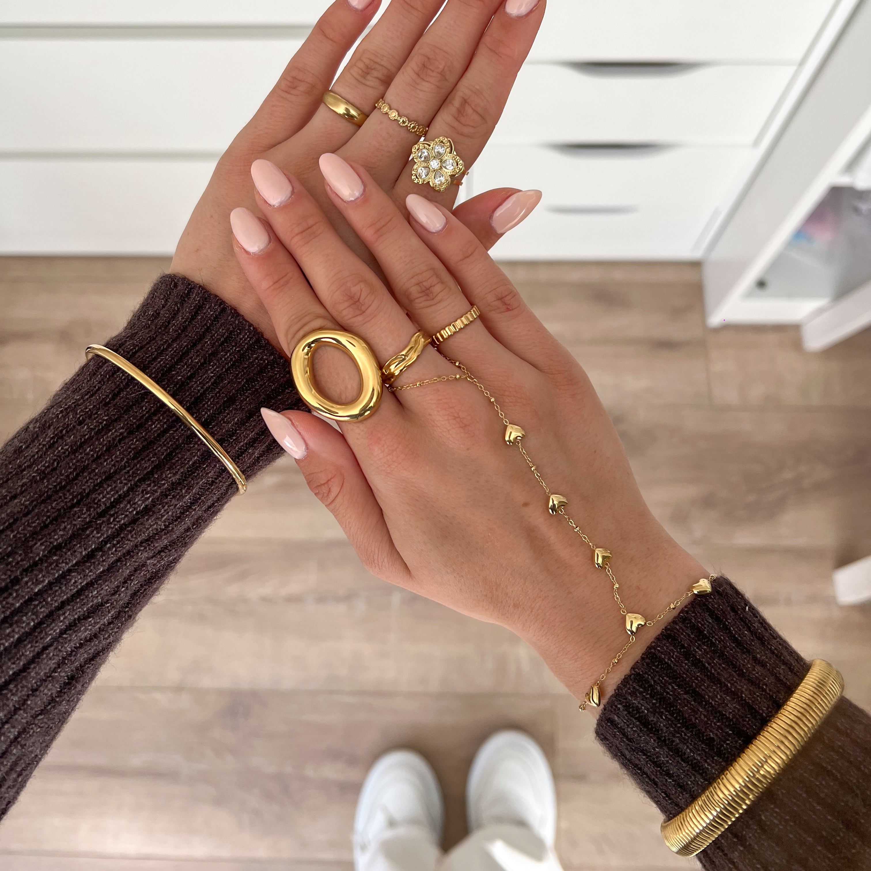 hearts hand chain